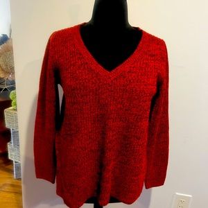 Torrid red heathered vneck sweater high low hemline slitted sides size 1